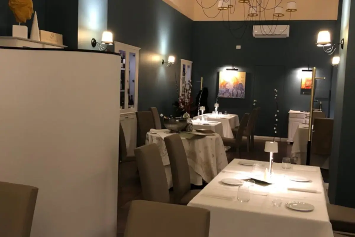 La sala del Colonna di Vittoria&nbsp; Tradizione e contaminazioni: da Colonna c'&egrave; la Sicilia che non ti aspetti