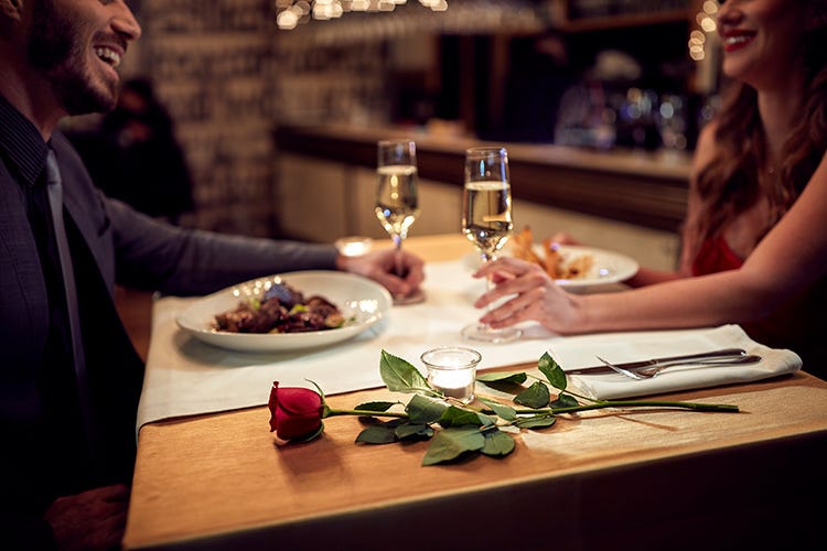 Qualche consiglio per una cena romantica a San Valentino (San Valentino a cena fuori Come non rovinare la serata)