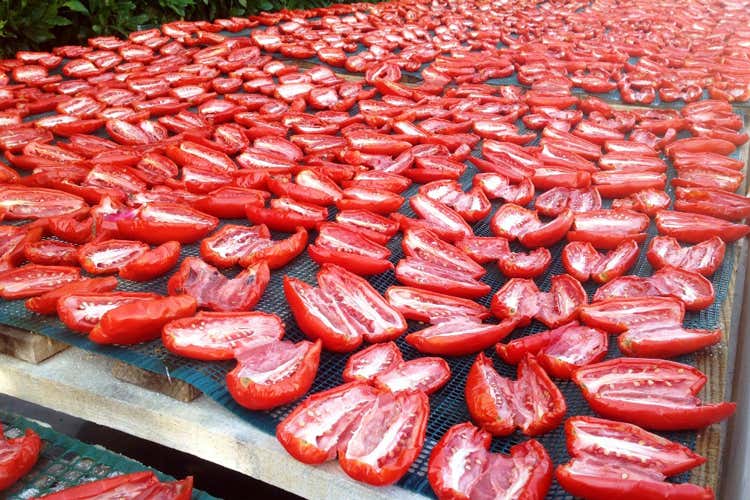 Danicoop aggrega circa 70 soci (Danicoop fa del San Marzano Dopl'oro rosso del Made in Italy) Danicoop aggrega circa 70 soci (Danicoop fa del San Marzano Dopl'oro rosso del Made in Italy)