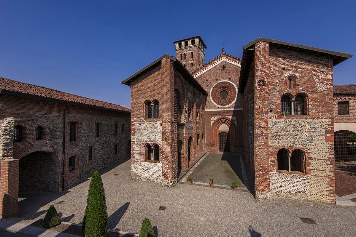 San Nazzaro Sesia. Foto: Giorgio Perottino Pasqua in van? Direzione Piemonte! San Nazzaro Sesia. Foto: Giorgio Perottino Pasqua in van? Direzione Piemonte!