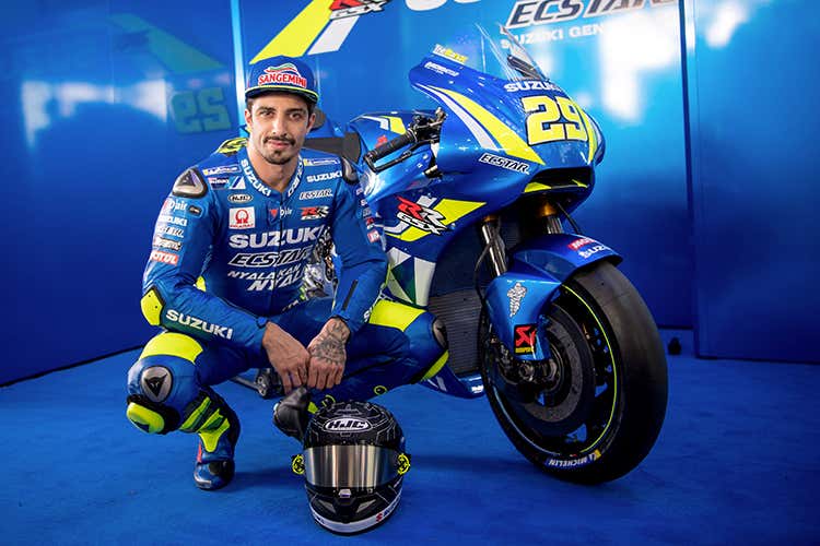 Andrea Iannone (Sangemini e Andrea Iannone insieme per il Campionato mondiale MotoGP) Andrea Iannone (Sangemini e Andrea Iannone insieme per il Campionato mondiale MotoGP)