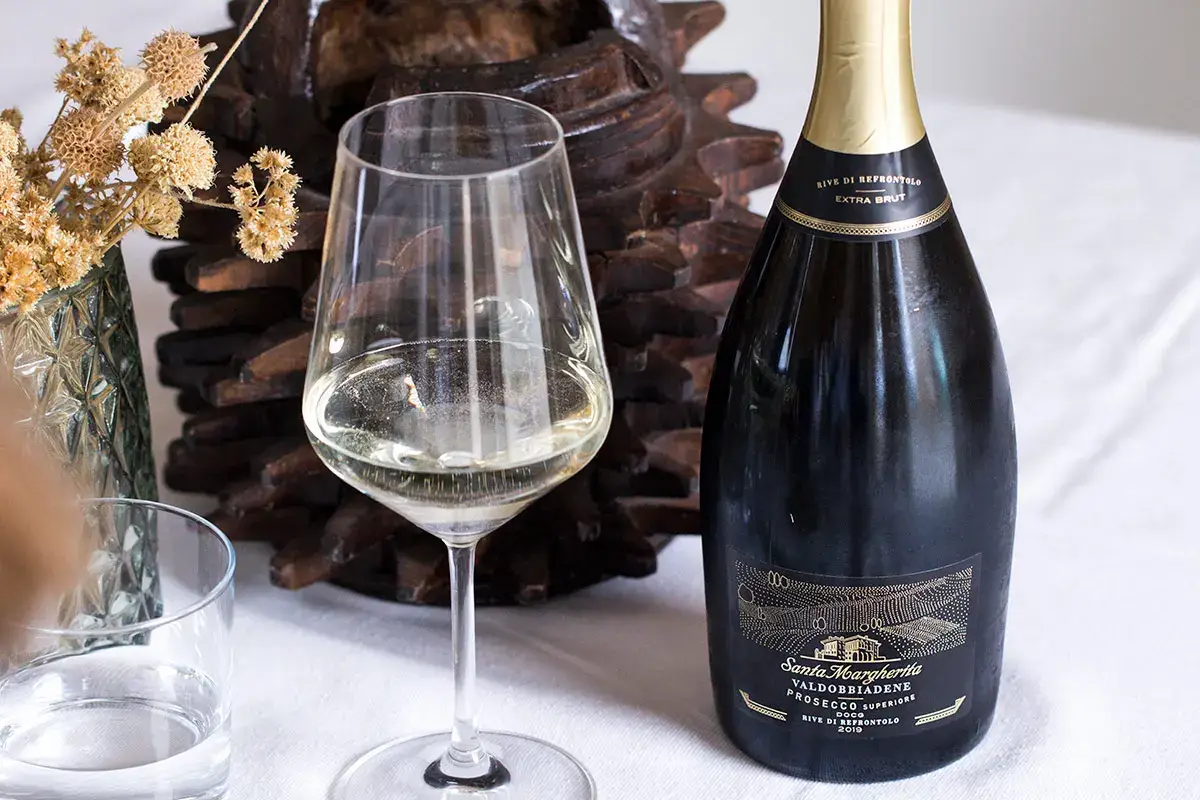 Prosecco Superiore Extra Brut &ldquo;Rive di Refrontolo&rdquo; Il Prosecco Superiore Docg Santa Margherita compie 70 anni
