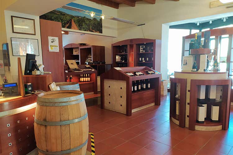 La cantina di Santa Maria La Palma ad Alghero - E-commerce e vini subacquei per cantina Santa Maria La Palma