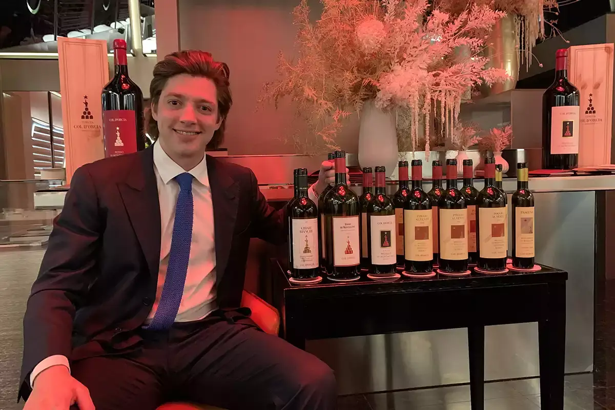 Santiago Marone Cinzano con i vini Tenuta Col d'Orcia protagonisti dell'evento &ldquo;Il Gusto della Sfida&rdquo;: il Brunello Poggio al Vento incontra l&rsquo;arte dei fratelli Lebano