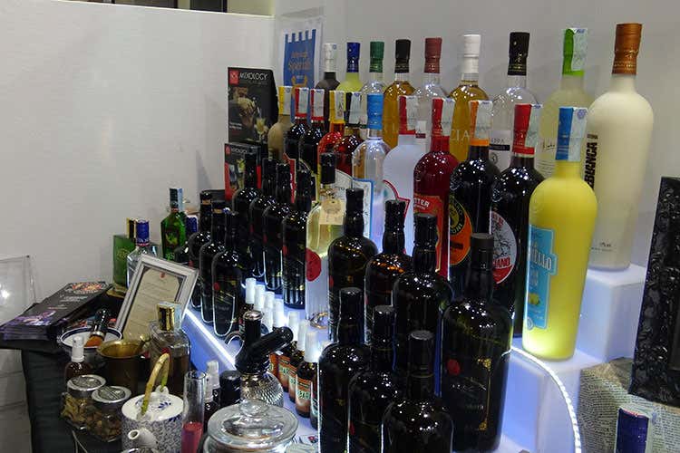 (Santoni, il Made in Italy nel bicchiere Da qui i drink di Danny Del Monaco) (Santoni, il Made in Italy nel bicchiere Da qui i drink di Danny Del Monaco)