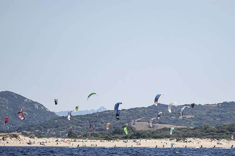 Windsurf a Porto Pollo (La Sardegna del nord... in barca Alla ricerca delle spiagge pi&ugrave; belle)