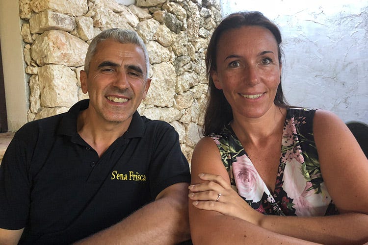 Riccardo Piras e Alessia Mura (La Sardegna a km 0 all'agriturismo S'Ena Frisca)