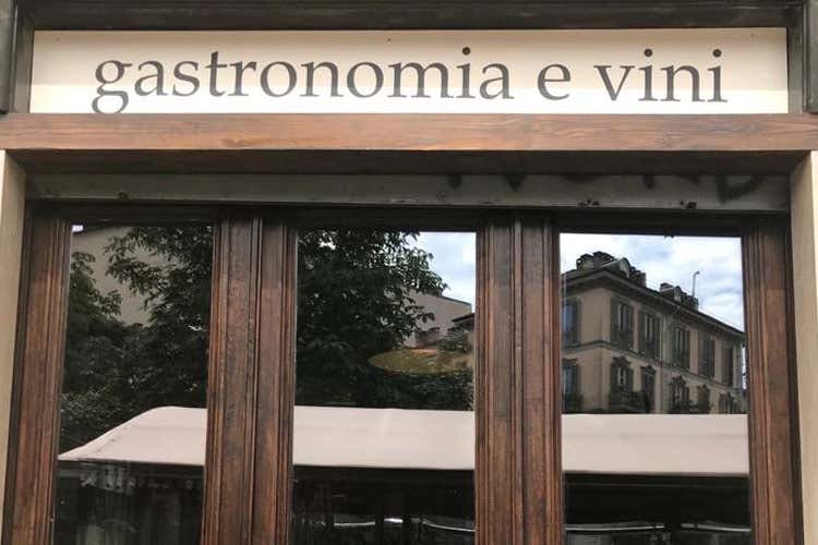 La vera cucina tipica piemontese, aperto tutti i giorni - Scannabue lancia la Gastronomia Cucina piemontese e 800 etichette