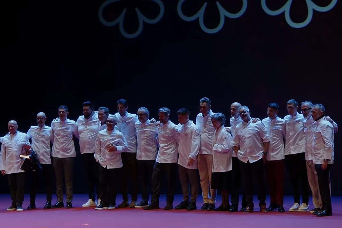 Italia sale a 394 stelle: Michelin avara. Mammoliti fa l’unico vero salto 
