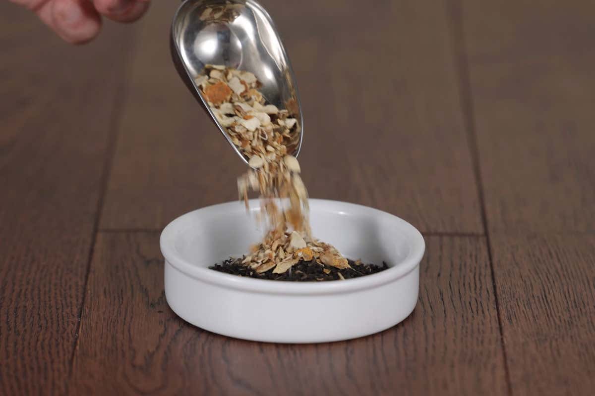 [Tea Tour]: Maiale, trota, sedano rapa, pak choy e soia in abbinamento al tè nero