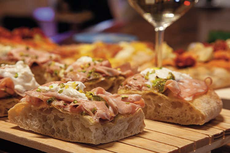 Scrocchiarella Frozen, pizza e focaccia a misura di delivery Scrocchiarella Frozen, pizza e focaccia a misura di delivery