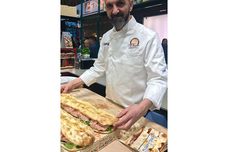 (Scrocchiarella Sandwich Servizio, praticit&agrave;, eccellenza)