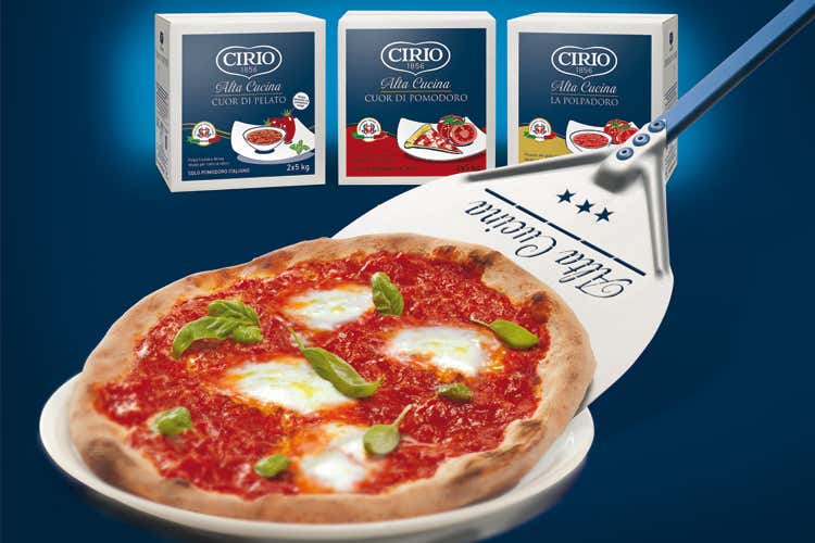Scuola italiana pizzaioli e i cuochi Fic a Sol&Agrifood con Cirio Alta Cucina Scuola italiana pizzaioli e i cuochi Fic a Sol&Agrifood con Cirio Alta Cucina