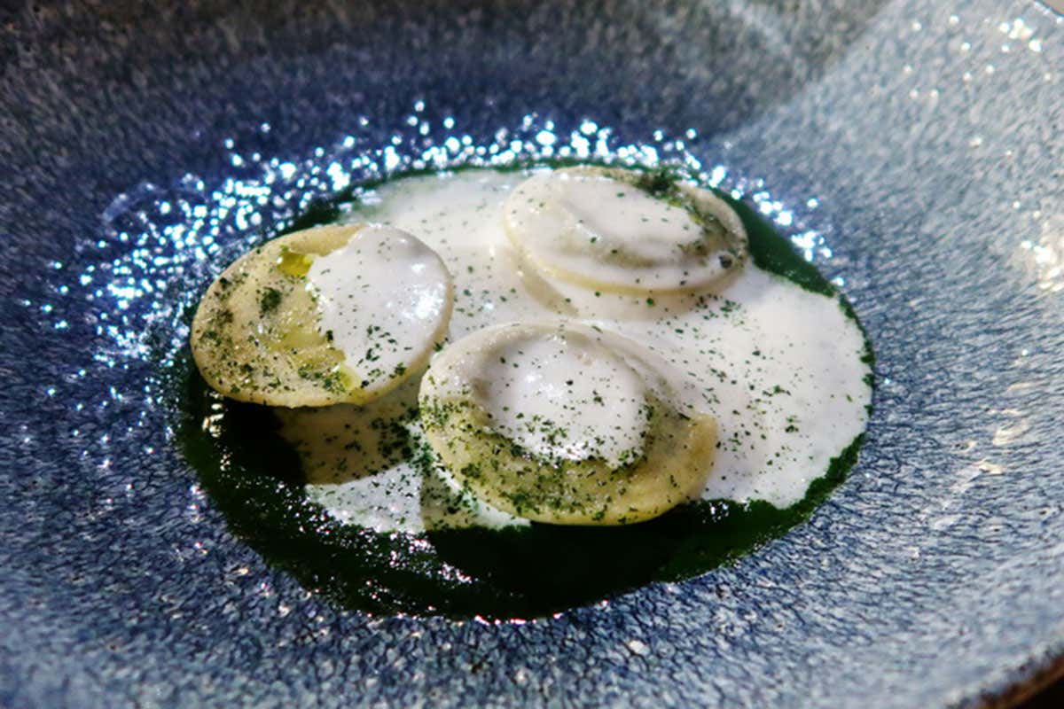 Bottoni in bianco e nero La maestria di Salvo Campagna al Secondo Tempo di Termini Imerese