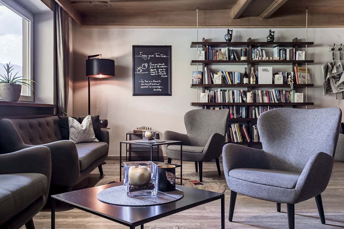 La libreria Seehof Nature Retreat, più che un hotel una casa sul lago