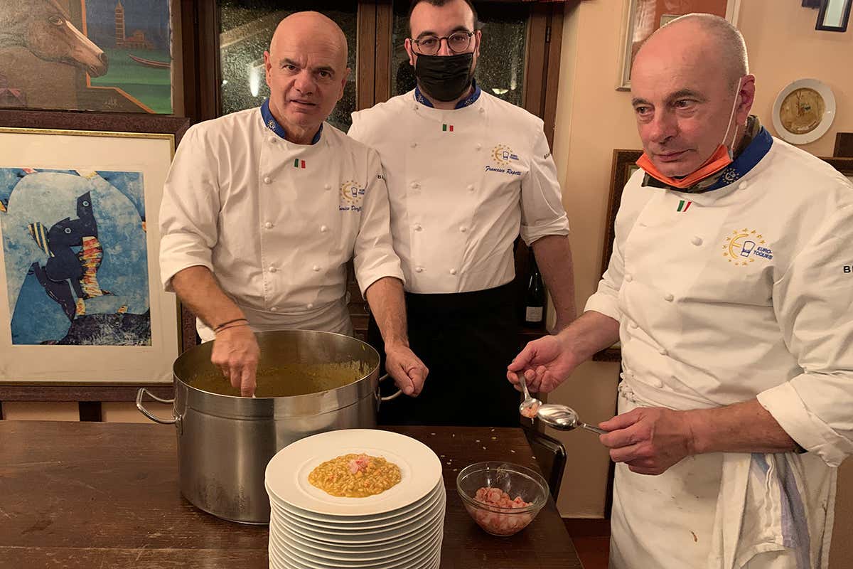 Il risotto va in tavola Ripartenza e sostenibilità nella ristorazione