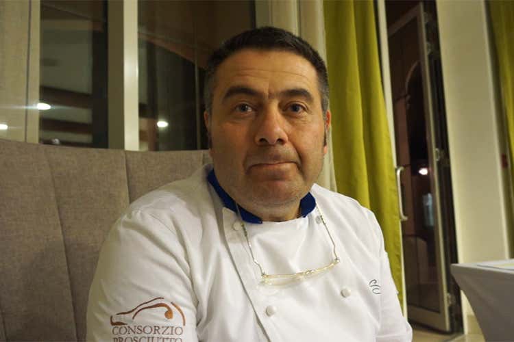Simone Fracassi - Simone Fracassi: «Pizza e carne insieme? Una collaborazione gourmet da provare» Simone Fracassi - Simone Fracassi: «Pizza e carne insieme? Una collaborazione gourmet da provare»