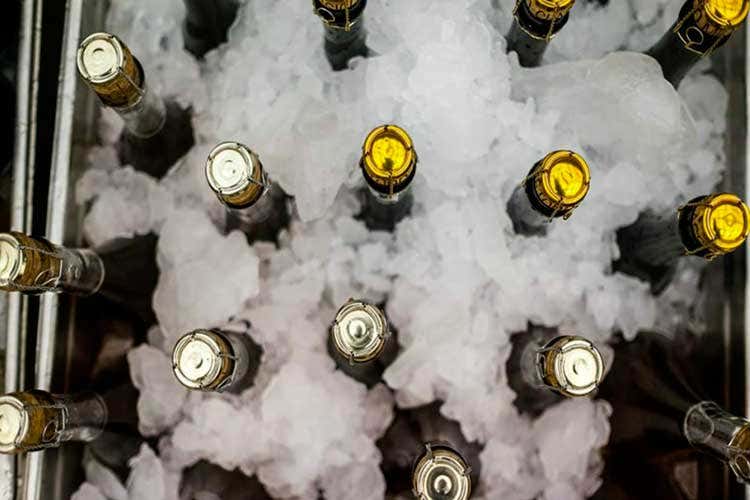 (Simposio degli Spumanti 2017 Bollicine italiane e slovene a Bari) (Simposio degli Spumanti 2017 Bollicine italiane e slovene a Bari)