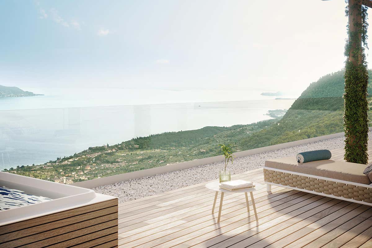 La terrazza della Sky suite Lefay Resort