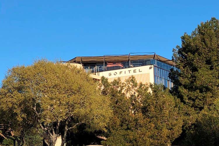 (Sofitel Vieux Port Hotel con vista su Marsiglia) (Sofitel Vieux Port Hotel con vista su Marsiglia)