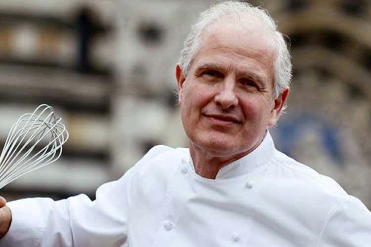 Pesche di Prato, il dolce icona del Maestro Paolo Sacchetti