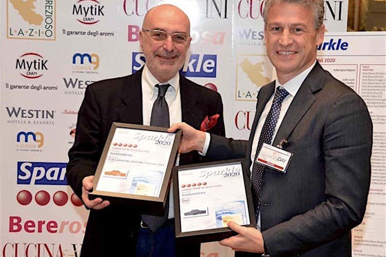 Enrico Marramiero premiato con 5 Sfere (Sparkle 2020, non sempre i soliti Crescono le bollicine italiane) Enrico Marramiero premiato con 5 Sfere (Sparkle 2020, non sempre i soliti Crescono le bollicine italiane)