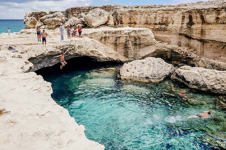 Grotta della Poesia - Le 10 spiagge più instagrammate La Scala dei Turchi non teme rivali