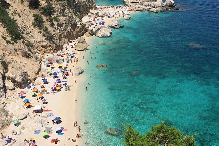Cala Mariolu - Le 10 spiagge più instagrammate La Scala dei Turchi non teme rivali