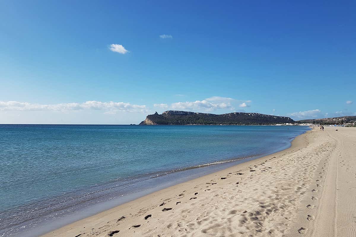 Spiaggia del Poetto Stessa spiaggia stesso mare? Scopri quelle più belle d’Italia