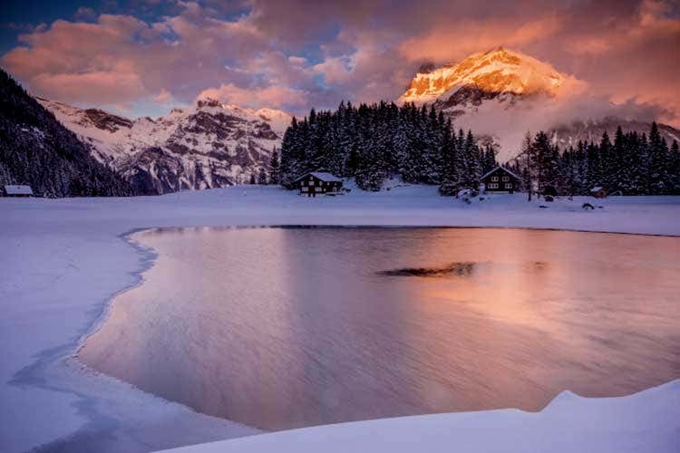 (Sport sulla neve ed enogastronomia Un inverno magico in Svizzera)