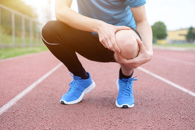 Lesioni alla cartilagine del ginocchio coinvolgono anche gli sportivi amatoriali (Sport, patologie cartilaginee Cos'è il trattamento conservativo?)