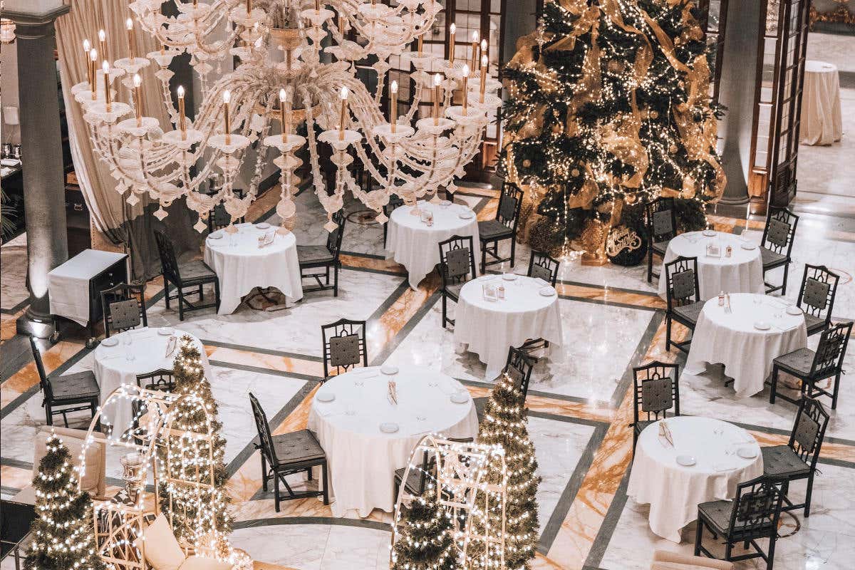 Pranzo e cenone da mille e una notte St.Regis o Westin Excelsior? A Firenze, &egrave; comunque magia per le Feste
