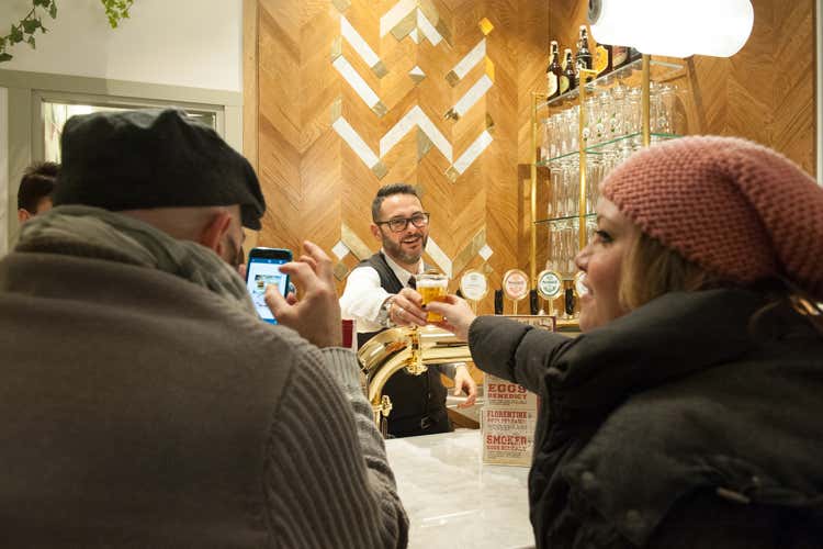 Stile made in Usa ma sapori tipici italiani  Stairs Diner, novit&agrave; gastronomica a Napoli