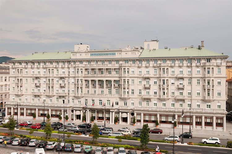 (Starhotels Collezione e Premium I programmi dei weekend di autunno) (Starhotels Collezione e Premium I programmi dei weekend di autunno)