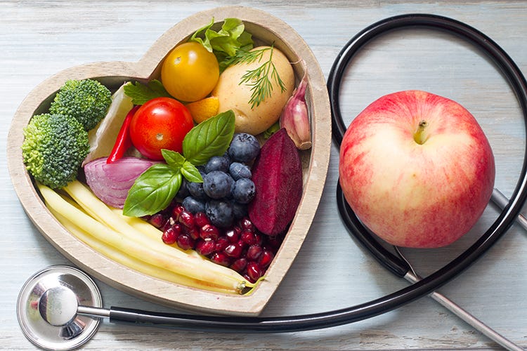 La dieta è fondamentale per prevenire i rischi cardiovascolari - Stile di vita, cibo e stress Come proteggere il cuore