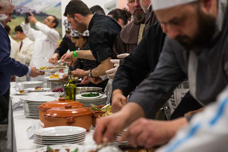 Stoccafisso senza frontiere, 20 cuochi da tutta Italia chiudono Tipicità Stoccafisso senza frontiere, 20 cuochi da tutta Italia chiudono Tipicità