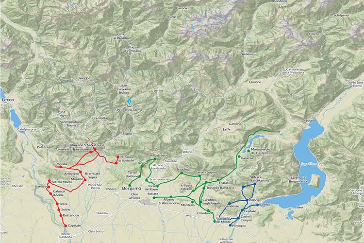 (Strada del Vino Valcalpeio Tre itinerari tra laghi e colline)