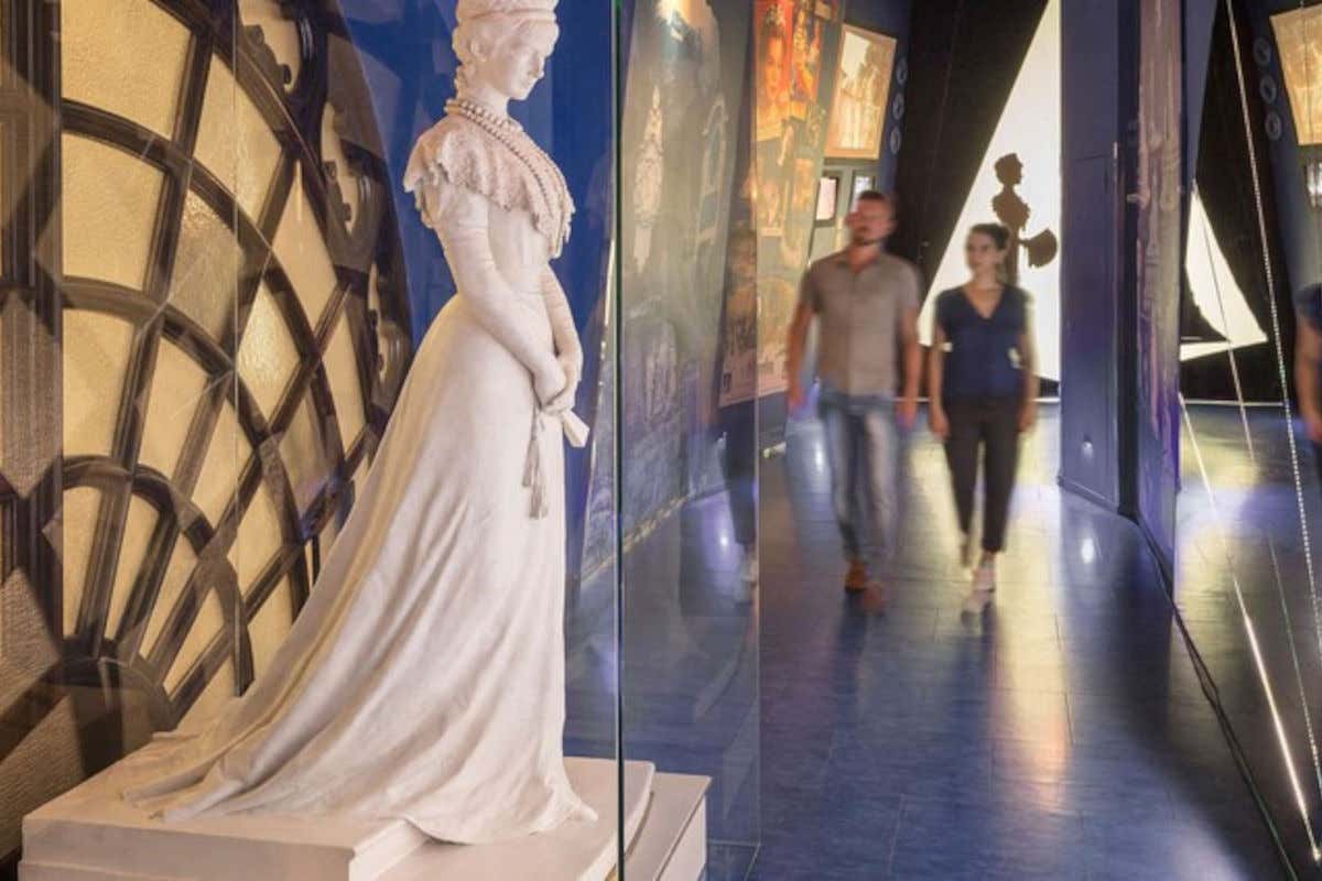 A caccia di bellezza con la principessa Sissi A caccia di bellezza con la principessa Sissi