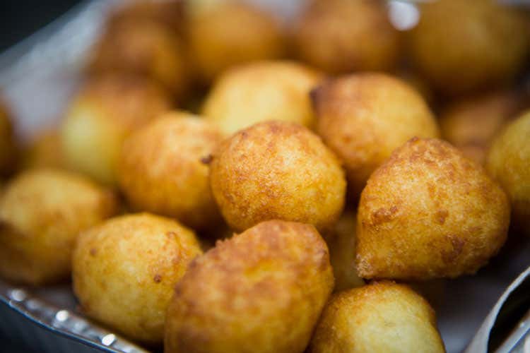 Street food a Brera da M&ograve; Puglia Bistrot Gustosi assaggi alla Vogue fashion night