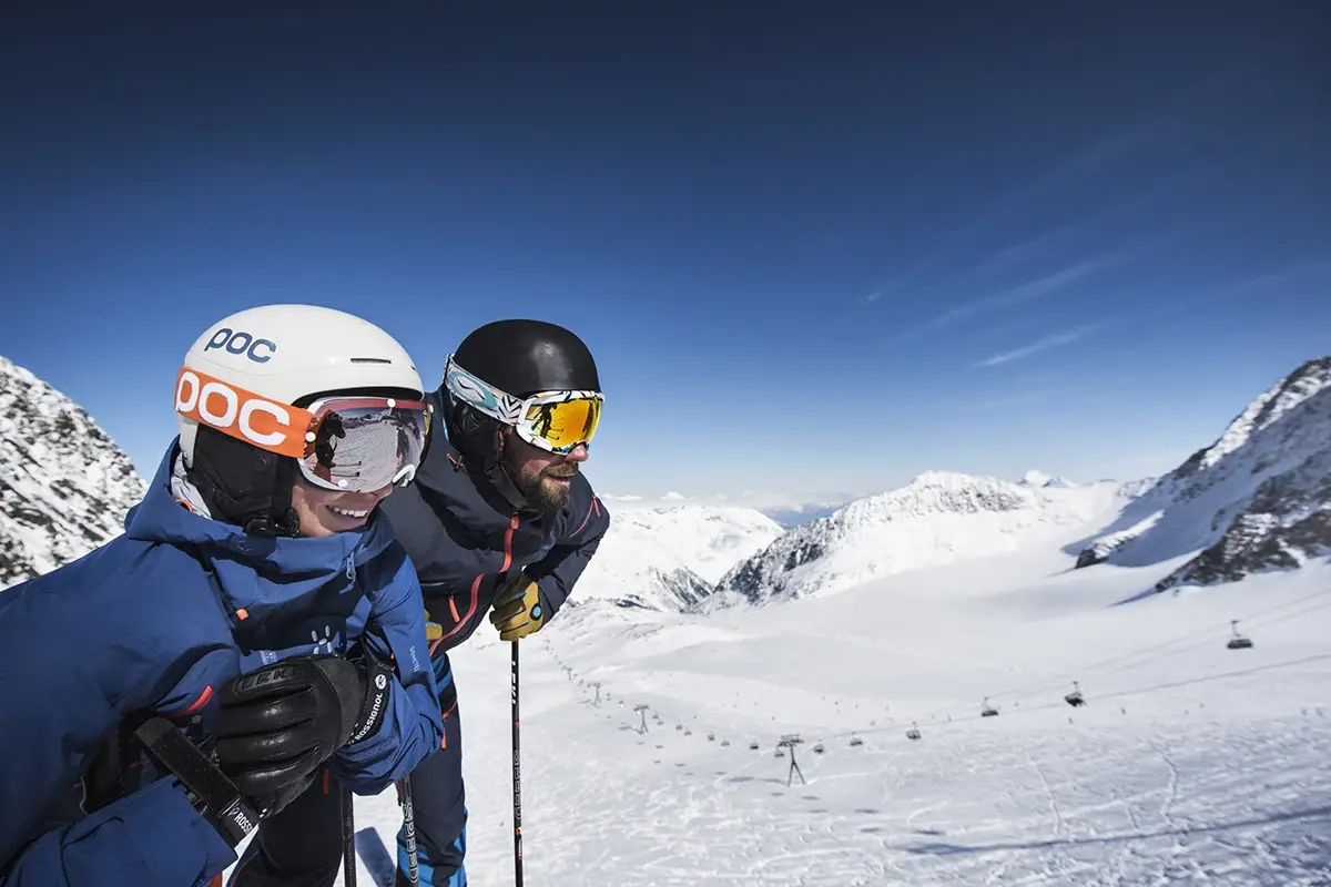 Ghiacciaio dello Stubai. Foto: Andre Schoenherr Perch&eacute; aspettare l&rsquo;inverno! Riapre Il ghiacciaio sciabile pi&ugrave; grande dell&rsquo;Austria