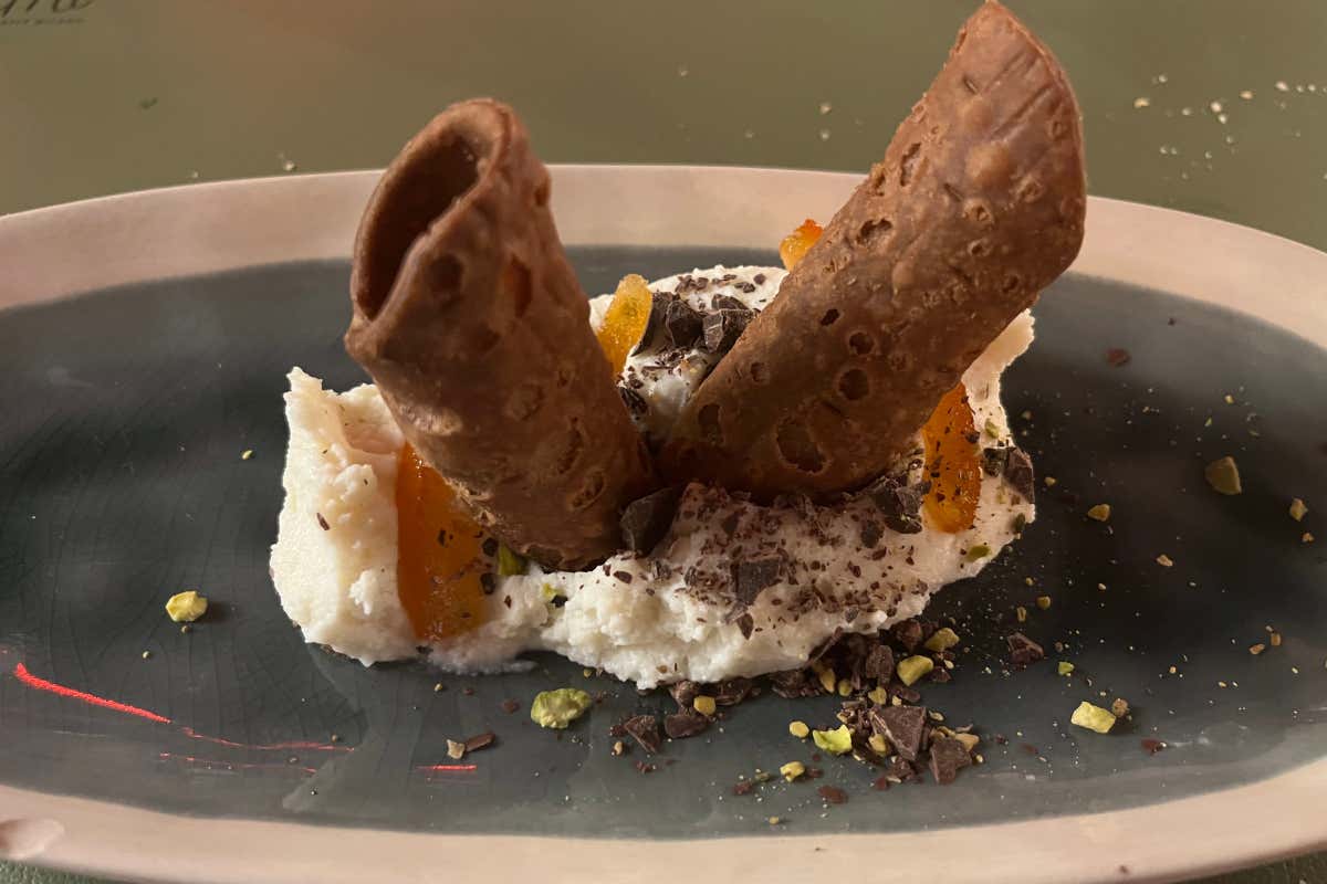 AmaMi guarda al cuore delle cose, tra pizza senza lievito e piatti regionali