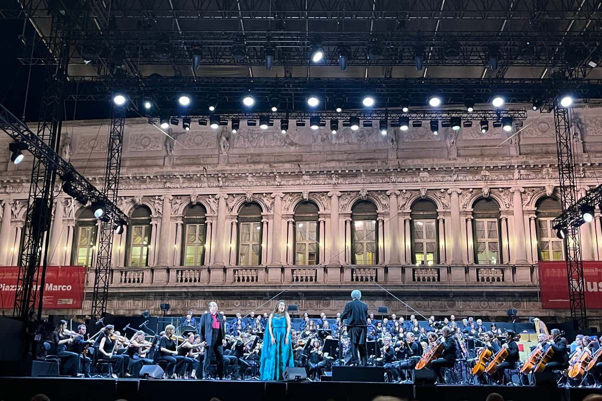 Bellussi, il Belcanto del Prosecco in piazza San Marco con il teatro La Fenice