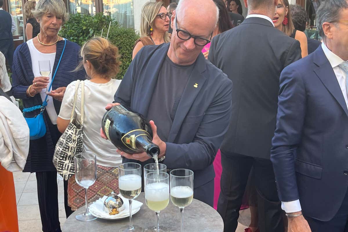 Bellussi, il Belcanto del Prosecco in piazza San Marco con il teatro La Fenice