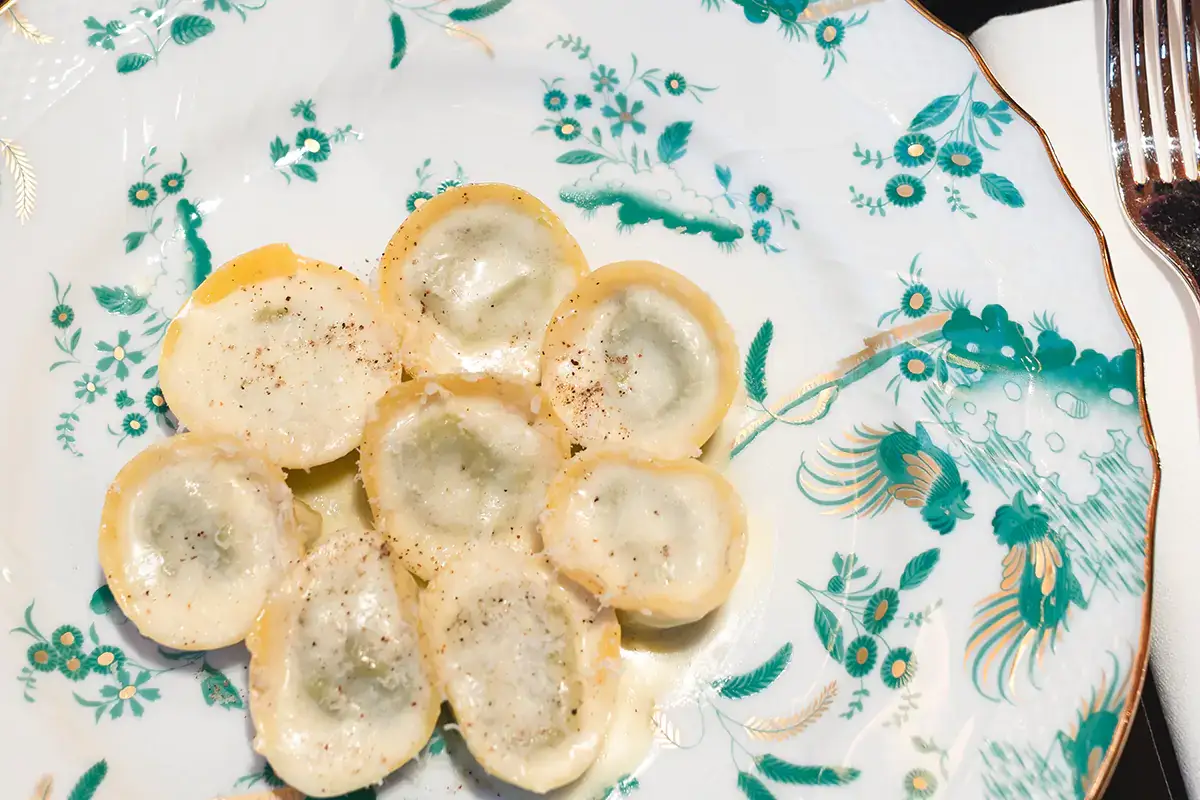 Tortelli di ricotta, spinaci e manteca Bulgari Hotels