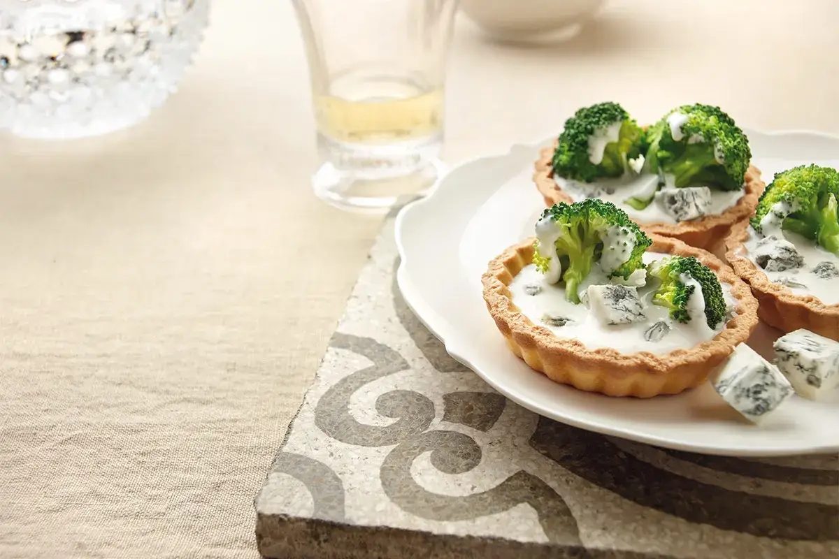 Tartellette di broccoli e Gorgonzola Dop Tartellette di broccoli e Gorgonzola Dop