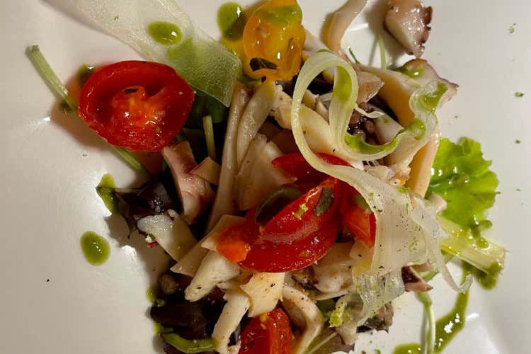 Insalata di seppia e piovra alla catalana  A Grado per un vacanze d'altri tempi