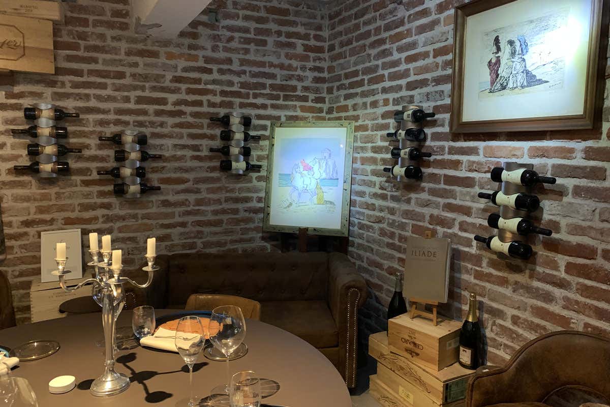 Tavolo Unico: arte nel piatto e alle pareti (con 104 opere esposte)