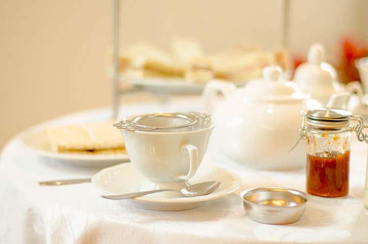 Viaggiare immersi negli aromi Con una tazza di tè è possibile Viaggiare immersi negli aromi Con una tazza di tè è possibile