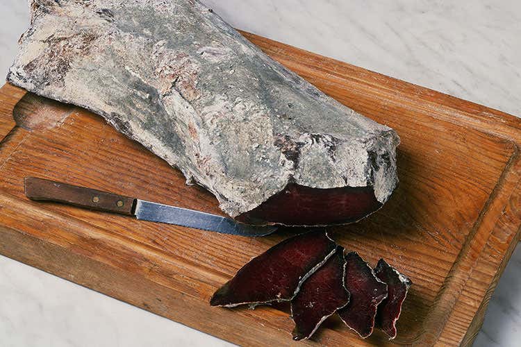 Carn seca (Tecniche antiche per rendere la carne non deperibile) Carn seca (Tecniche antiche per rendere la carne non deperibile)