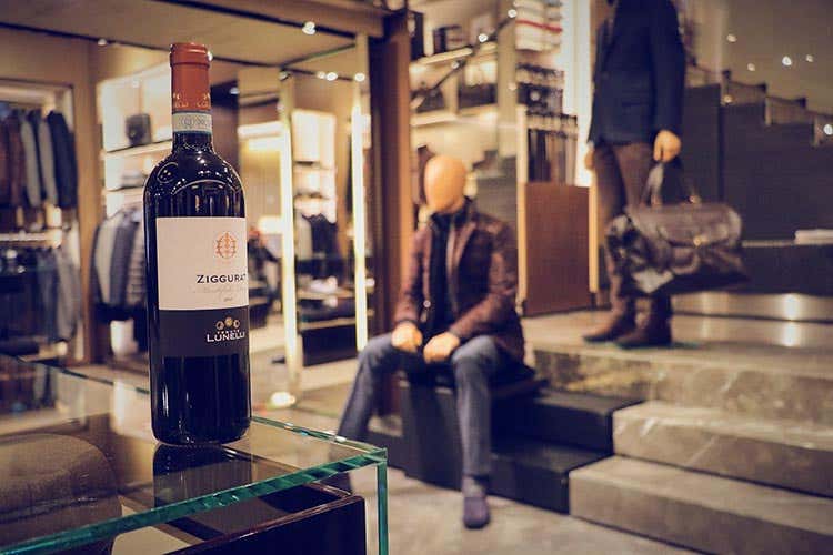 (Tenute Lunelli da Corneliani all'8ª edizione de La Vendemmia a Milano) (Tenute Lunelli da Corneliani all'8ª edizione de La Vendemmia a Milano)